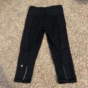 Black LuluLemon Capris Leggings